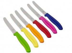coltelli bistecca tavola victorinox lama seghettata