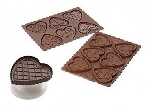stampino tagli biscotti frollino cuore con cioccolata silikomart